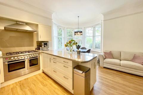 2 bedroom flat for sale, Portchester Road, Bournemouth, BH8