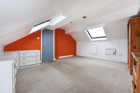 3 bedroom end of terrace house for sale, Corbett Road, Waterlooville