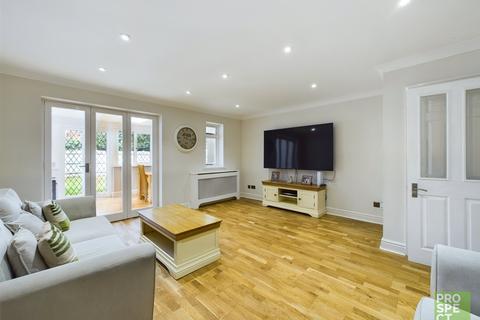 3 bedroom link detached house for sale, Herbs End, Farnborough, Hampshire, GU14