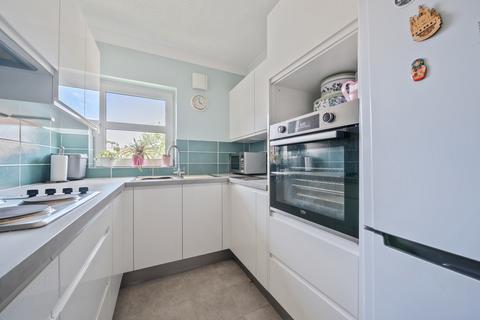 2 bedroom apartment for sale, Roebuck Close, Reigate RH2