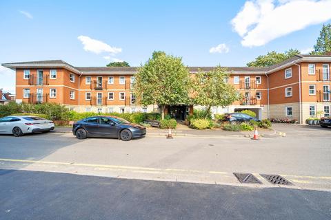 2 bedroom apartment for sale, Roebuck Close, Reigate RH2