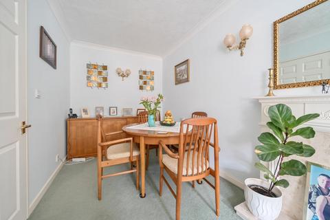 2 bedroom apartment for sale, Roebuck Close, Reigate RH2