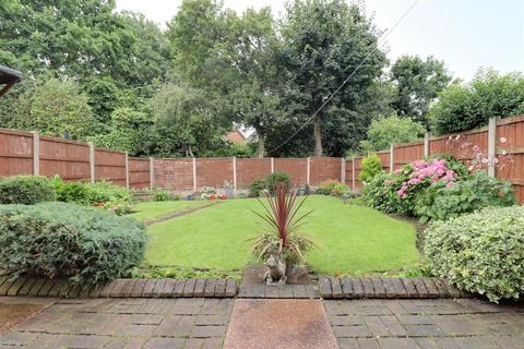 3 bedroom detached house for sale, Sedgemere Avenue, Crewe