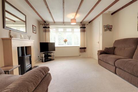 3 bedroom detached house for sale, Sedgemere Avenue, Crewe