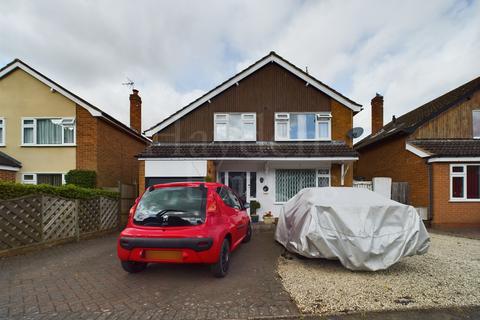 4 bedroom detached house for sale, Kylemilne Way, Stourport, DY13 9NA