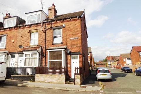 3 bedroom end of terrace house for sale, Vermont Street, Leeds LS13