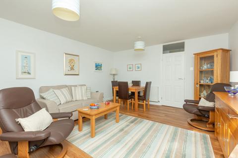 3 bedroom flat for sale, Gainsboro Road, Carmel Court Gainsboro Road, CT7