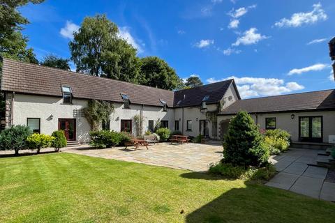 2 bedroom terraced house for sale, Perth Road, Newtonmore