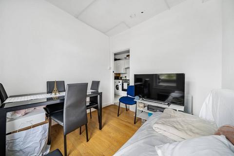 1 bedroom flat for sale, Old Kent Road, Elephant and Castle, London, SE1