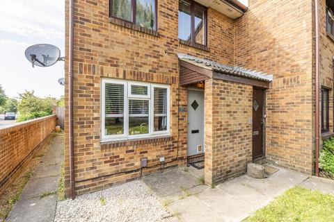 1 bedroom ground floor maisonette for sale, Woodrush Crescent, Locks Heath, Southampton, Hampshire. SO31 6UP