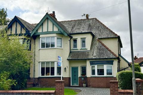 3 bedroom semi-detached house for sale, Rainford Road, Windle