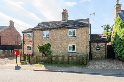 4 bedroom detached house for sale, High Street, Wilden