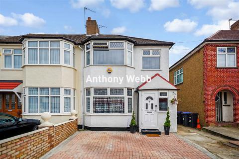 3 bedroom end of terrace house for sale, New Park Avenue, Palmers Green, N13