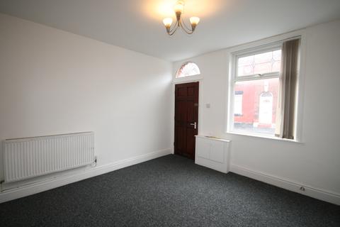 2 bedroom terraced house to rent, Hovis Street, Manchester M11