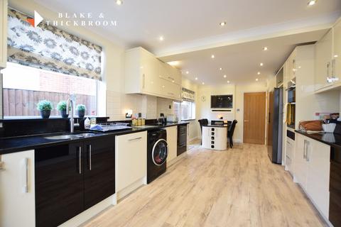 39 Arnold Road, Clacton-on-sea, CO15 1DE