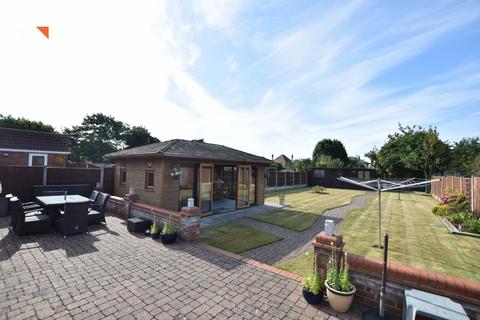 39 Arnold Road, Clacton-on-sea, CO15 1DE