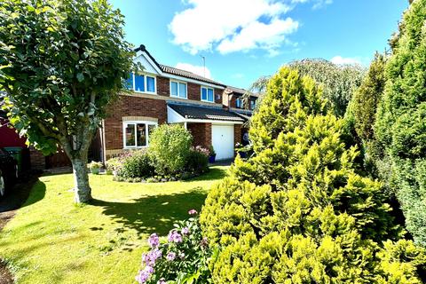 4 bedroom detached house for sale, Tarnacre View, Garstang PR3