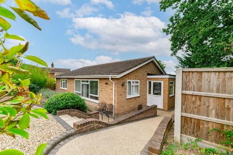 2 bedroom detached bungalow for sale, Oaklands Drive, Norwich