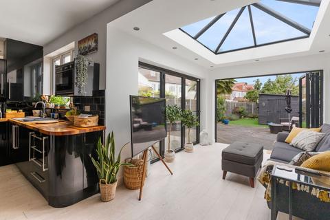 9 Northway, Morden, SM4 4HE
