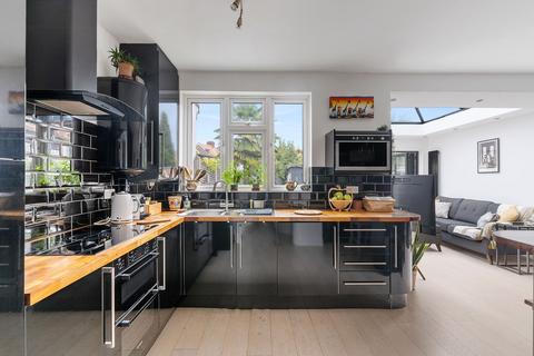 9 Northway, Morden, SM4 4HE