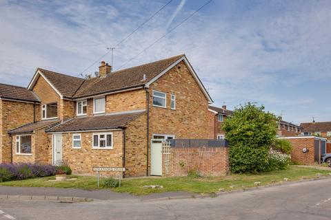 3 bedroom semi-detached house for sale, Stratford Drive, Wooburn Green, HP10