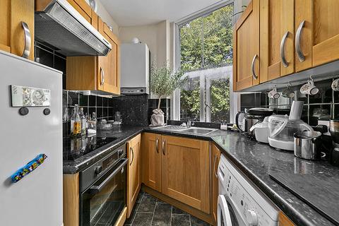 1 bedroom flat for sale, Kew Road, Richmond TW9