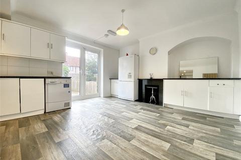 4 bedroom end of terrace house to rent, Walnut Tree Road, Essex RM8