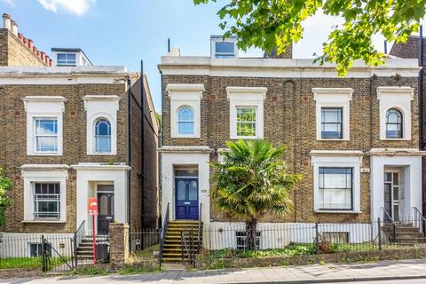 2 bedroom apartment for sale, Knights Hill, West Norwood, London, SE27