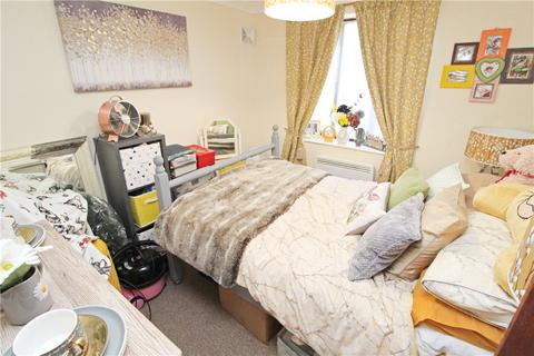 1 bedroom maisonette for sale, Bergamot Gardens, Walnut Tree, Milton Keynes