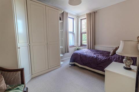 73 Whittingham Road, Nottingham, NG3 6BH