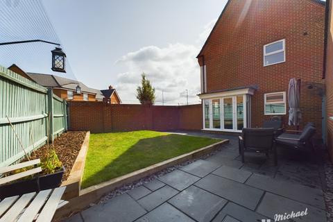 4 bedroom detached house for sale, Emerald Way, Broughton, Aylesbury, Buckinghamshire