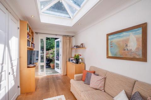30 Elm Tree Road, London, NW8 9JP