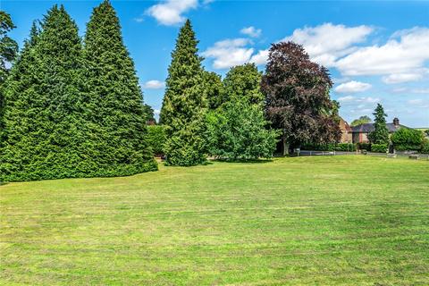 2 bedroom cottage for sale, The Green, Woldingham, Surrey, CR3