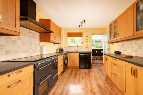 3 bedroom semi-detached house for sale, Magdalen Close, Daventry, Northamptonshire, NN11