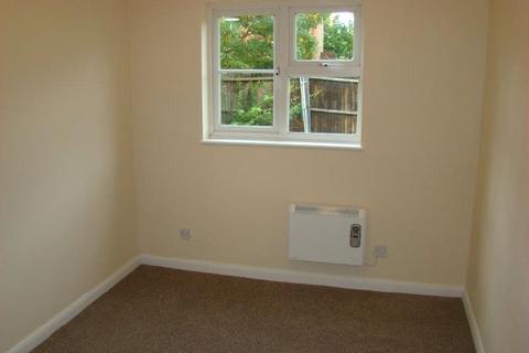 1 bedroom apartment for sale, Abbotswood Way, Hayes, Greater London, UB3