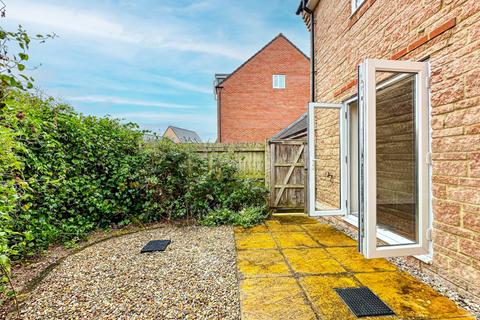 11 Collett Road, Norton Fitzwarren, Taunton, TA2 6DB