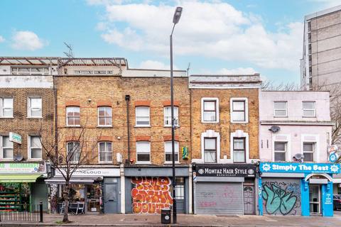 Studio to rent, Hackney Road, Hackney, London, E2