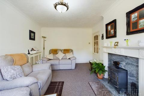 3 bedroom house for sale, Littleheath Road, South Croydon, Surrey