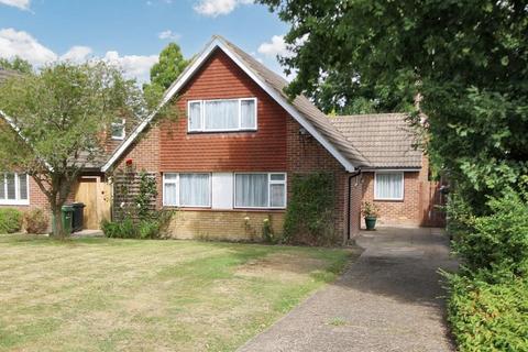 4 bedroom chalet for sale, BARN MEADOW LANE, GREAT BOOKHAM, KT23