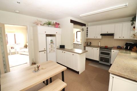 6 Hervey Road, Wells, BA5 3JD