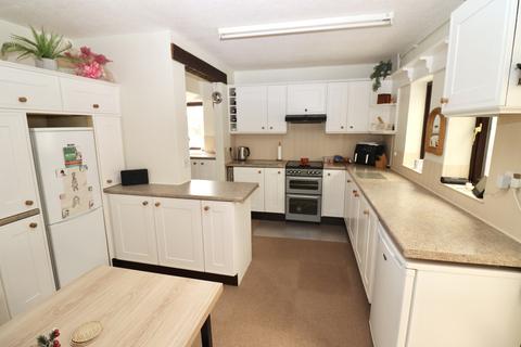 6 Hervey Road, Wells, BA5 3JD