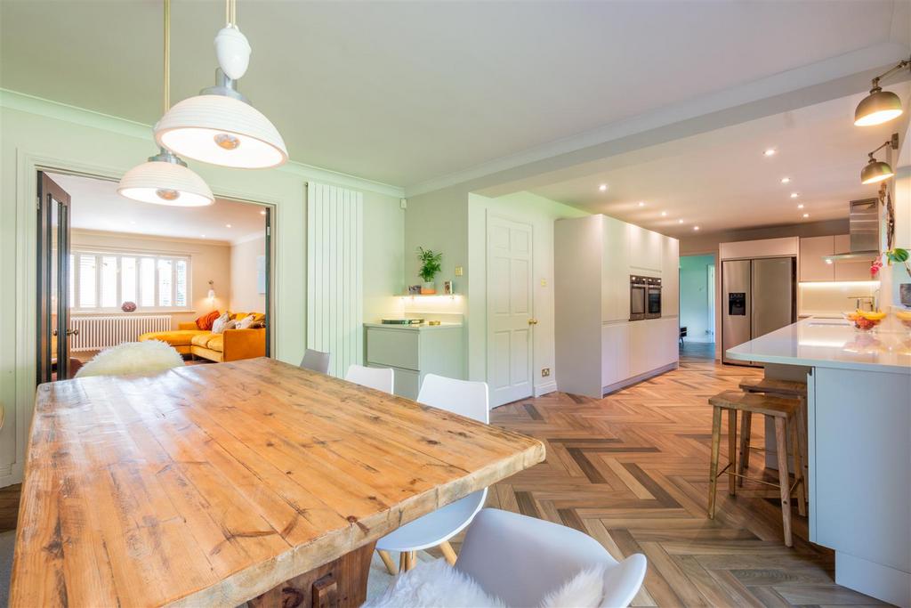 Dining Kitchen