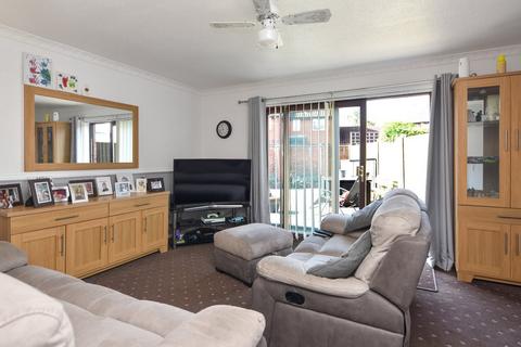 11 Colne Drive, Shoeburyness, Southend-on-sea, SS3 8XP