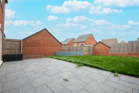 4 bedroom detached house for sale, Stainer Avenue, Wellingborough