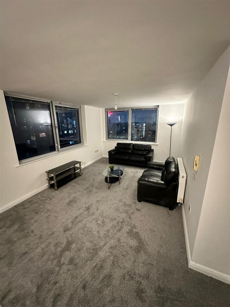 Apartment in Liverpool, Pride Quarter, Vauxhall - View 2