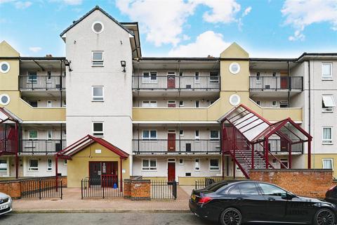 3 bedroom apartment for sale, Thomas Road, London, E14