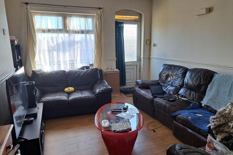 3 bedroom terraced house for sale, 144 Wiggin Street, Ladywood, Birmingham, West Midlands, B16 0AH