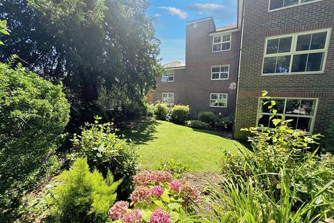 1 bedroom flat for sale, Winchester