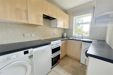 1 bedroom flat for sale, Winchester