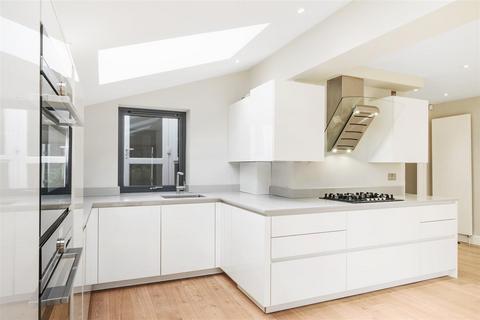 2 bedroom flat for sale, Grosvenor Gardens, Willesden Green, London